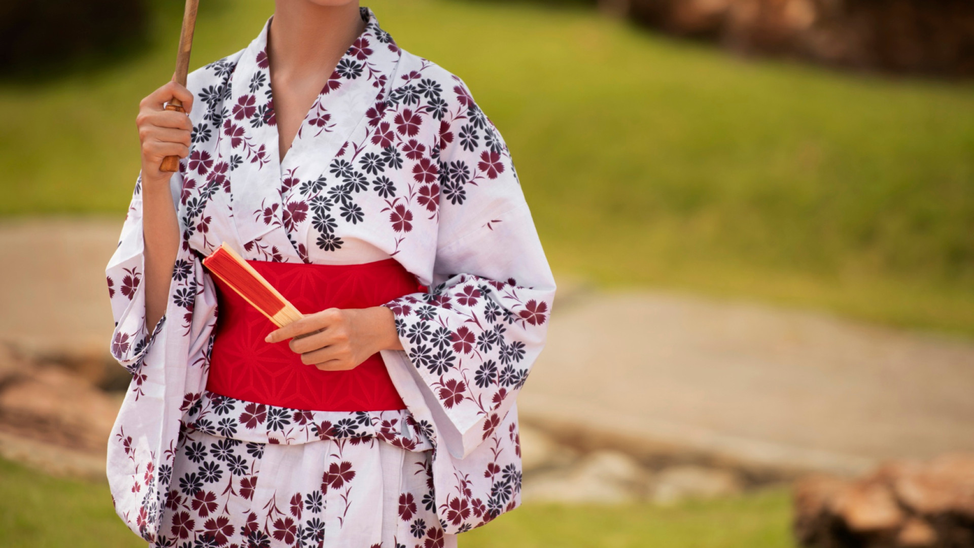 Voyage au cœur du kimono : l'élégance intemporelle de la mode japonaise